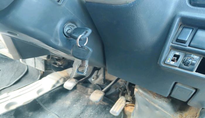 2013 Maruti Eeco 5 STR WITH A/C+HTR, Petrol, Manual, 2,54,344 km, interior