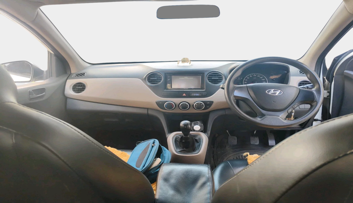 2015 Hyundai Grand i10 MAGNA 1.1 CRDI, Diesel, Manual, 80,566 km, interior