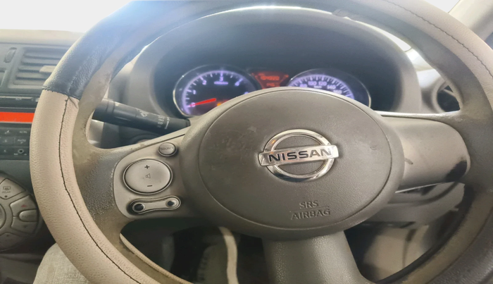 2013 Nissan Sunny XV DIESEL, Diesel, Manual, 1,54,820 km, interior