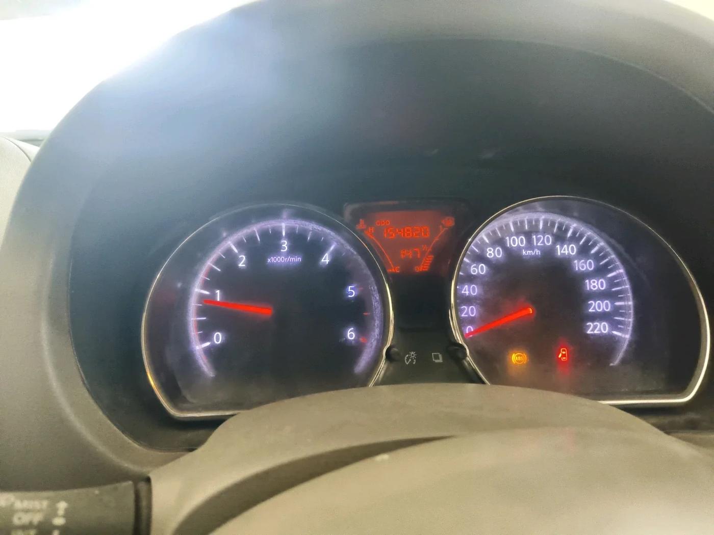 2013 Nissan Sunny XV DIESEL, Diesel, Manual, 1,54,820 km, interior