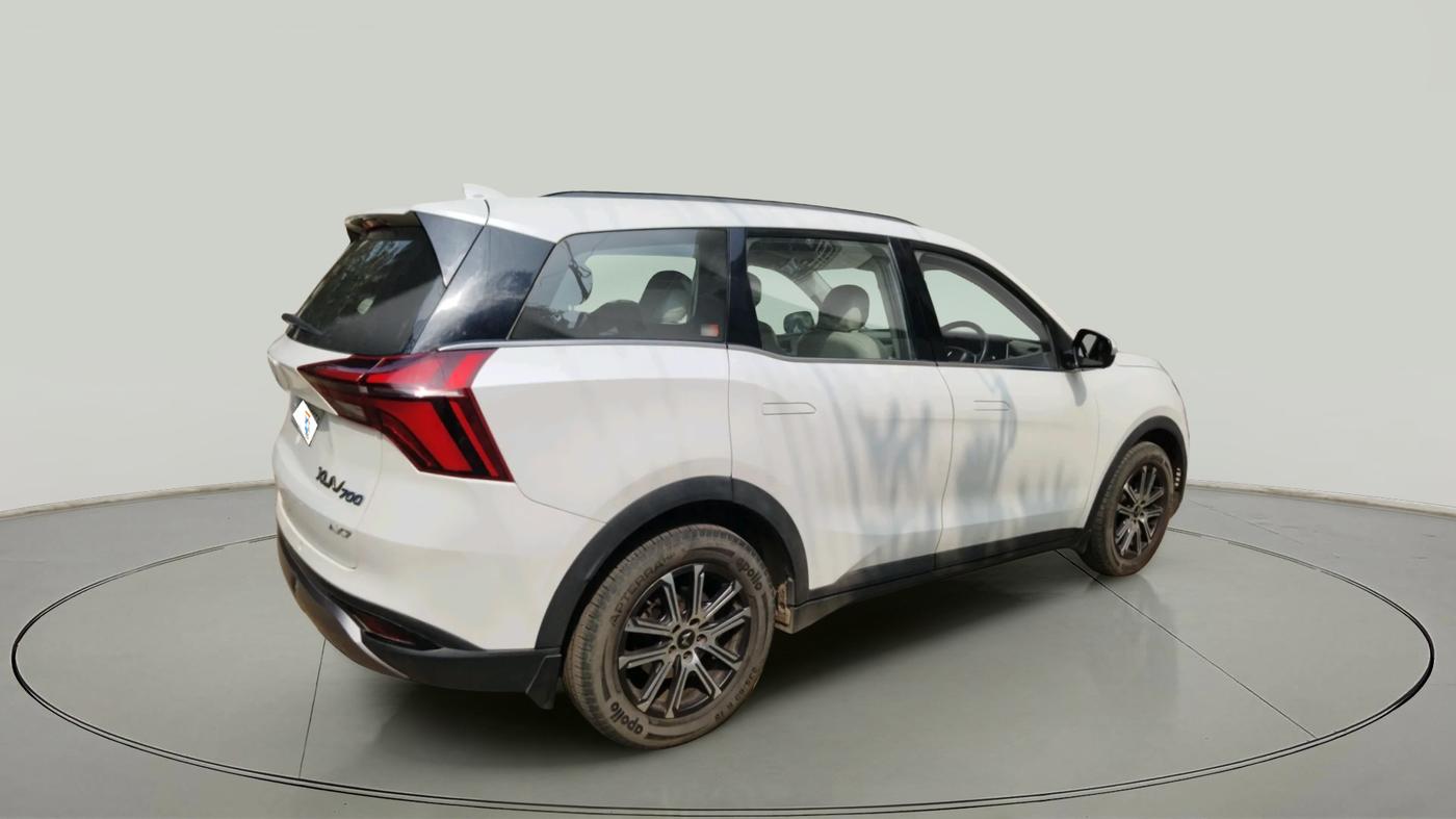 2022 Mahindra XUV700 AX 7 D AT 7 STR, Diesel, Automatic, 40,011 km, exterior