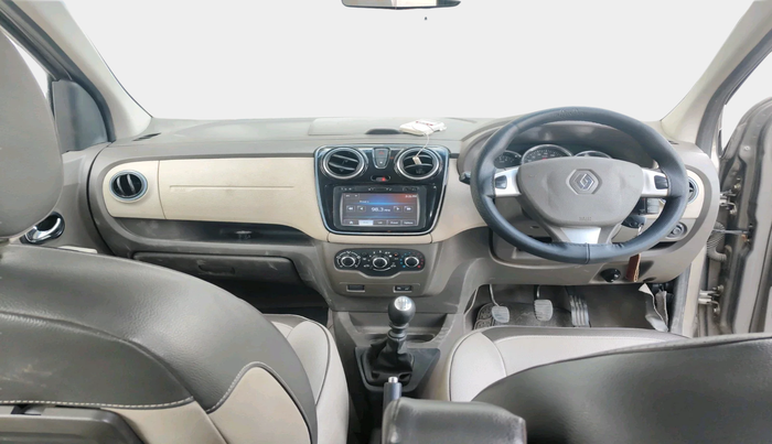 2015 Renault Lodgy 110 PS RXZ 7 STR, Diesel, Manual, 1,11,650 km, interior