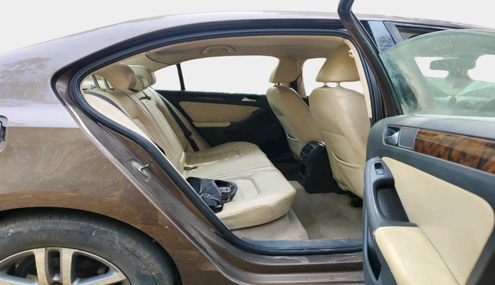 2014 Volkswagen Jetta HIGHLINE TDI AT, Diesel, Automatic, 1,61,884 km, interior