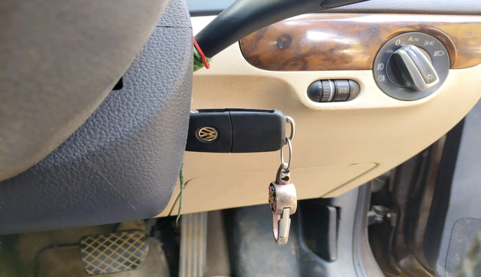 2014 Volkswagen Jetta HIGHLINE TDI AT, Diesel, Automatic, 1,61,884 km, interior