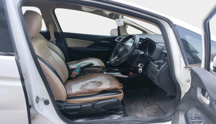 2016 Honda Jazz 1.5L I-DTEC SV, Diesel, Manual, 1,17,697 km, interior