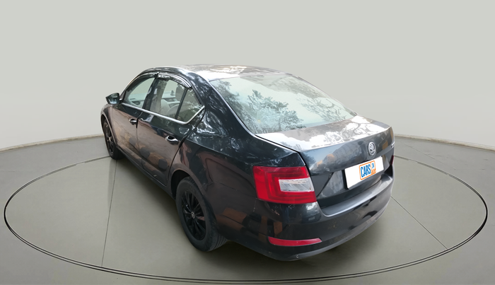 2015 Skoda Octavia ELEGANCE 2.0 TDI AT, Diesel, Automatic, 1,29,686 km, exterior