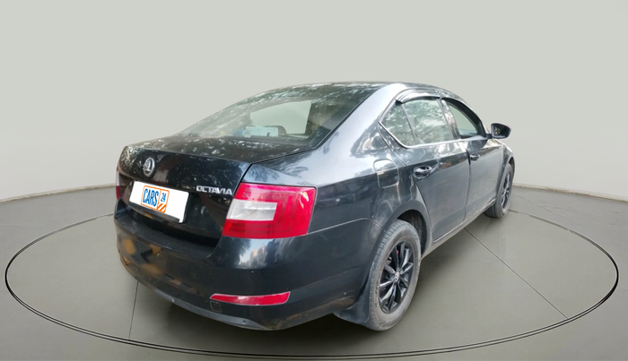 2015 Skoda Octavia ELEGANCE 2.0 TDI AT, Diesel, Automatic, 1,29,686 km, exterior