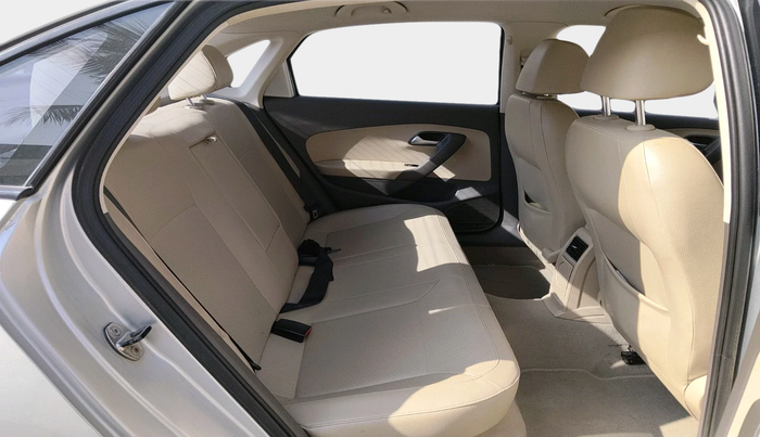 2017 Volkswagen Vento HIGHLINE PLUS 1.5 AT 16 ALLOY, Diesel, Automatic, 86,257 km, interior