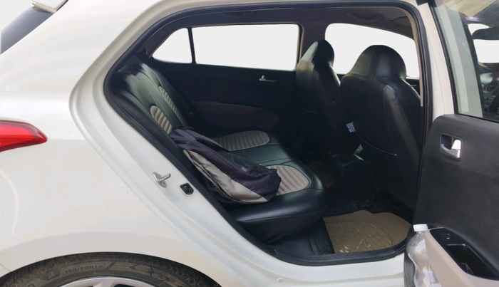 2019 Hyundai Grand i10 SPORTZ 1.2 KAPPA VTVT, CNG, Manual, 64,036 km, interior