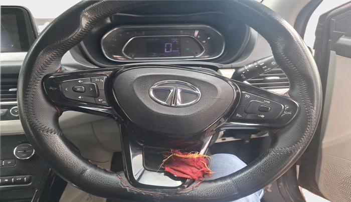 2020 Tata NEXON XZ PLUS DIESEL SUNROOF, Diesel, Manual, 1,47,089 km, interior