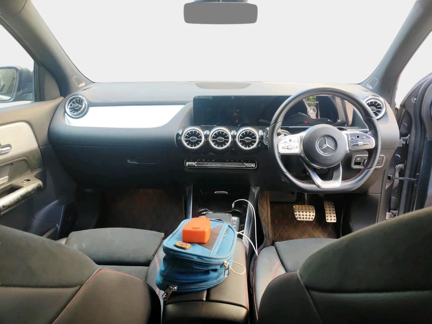2022 Mercedes Benz GLA Class 35 AMG 4MATIC, Petrol, Automatic, 15,742 km, interior