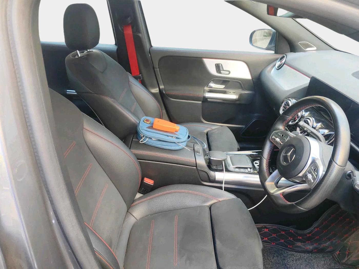 2022 Mercedes Benz GLA Class 35 AMG 4MATIC, Petrol, Automatic, 15,742 km, interior