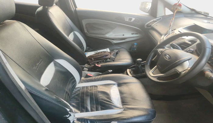 2016 Ford Ecosport TITANIUM 1.5L DIESEL, Diesel, Manual, 1,20,295 km, interior