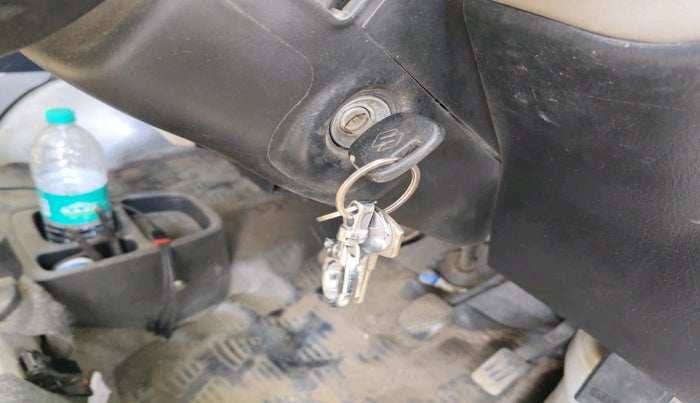 2021 Maruti Eeco 5 STR WITH A/C+HTR, Petrol, Manual, 83,980 km, interior