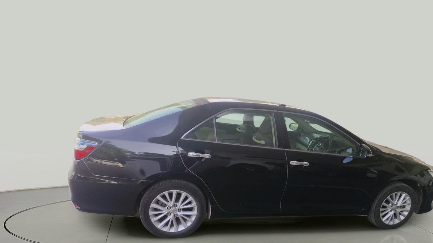 2017 Toyota Camry HYBRID, Hybrid, Automatic, 1,79,259 km, exterior