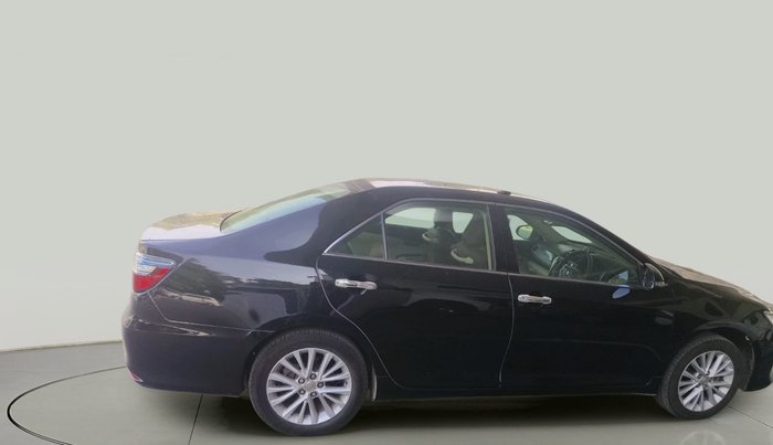 2017 Toyota Camry HYBRID, Hybrid, Automatic, 1,79,259 km, exterior