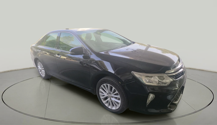 2017 Toyota Camry HYBRID, Hybrid, Automatic, 1,79,259 km, exterior