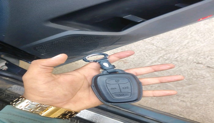 2024 Tata Harrier ADVENTURE PLUS DARK EDITION AT, Diesel, Automatic, 20,075 km, interior