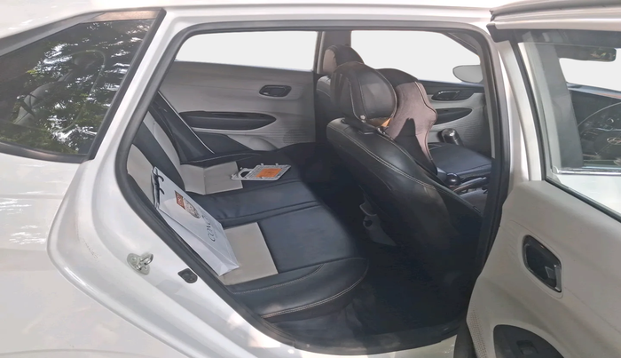 2024 Hyundai NEW I20 MAGNA 1.2 MT, Petrol, Manual, 21,148 km, interior