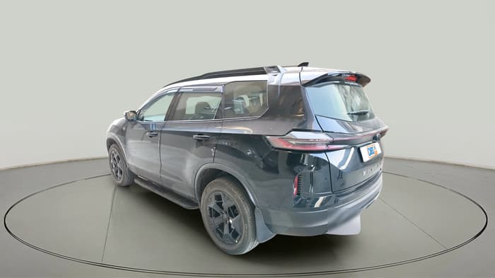 2024 Tata Safari ADVENTURE PLUS DARK EDITION AT, Diesel, Automatic, 7,666 km, exterior