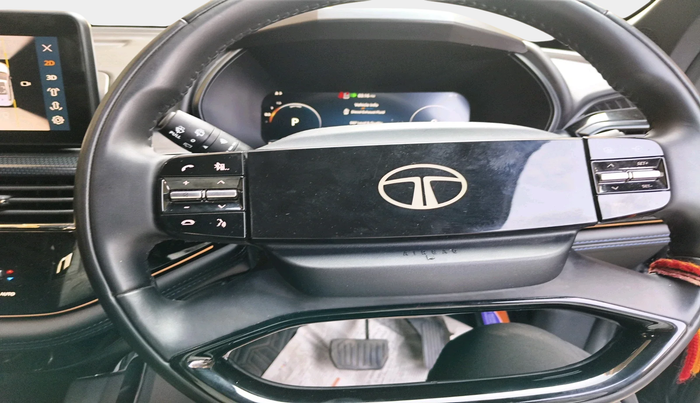 2024 Tata Safari ADVENTURE PLUS DARK EDITION AT, Diesel, Automatic, 7,666 km, interior