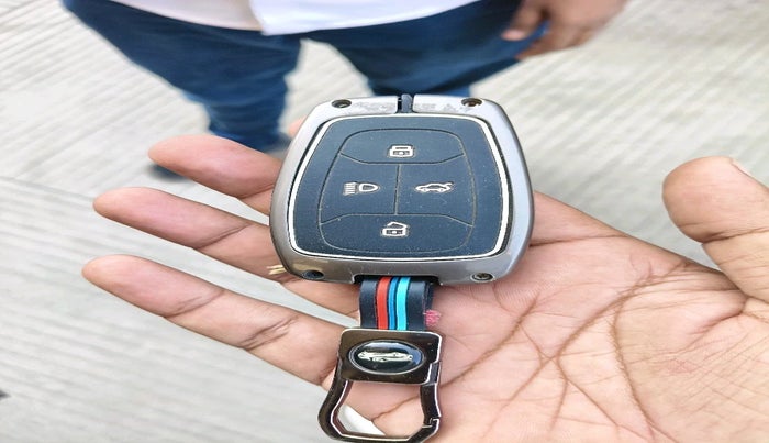 2024 Tata Safari ADVENTURE PLUS DARK EDITION AT, Diesel, Automatic, 7,666 km, interior