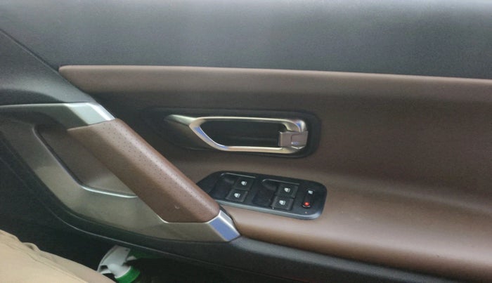 2019 Tata Harrier XZ 2.0L, Diesel, Manual, 88,412 km, interior