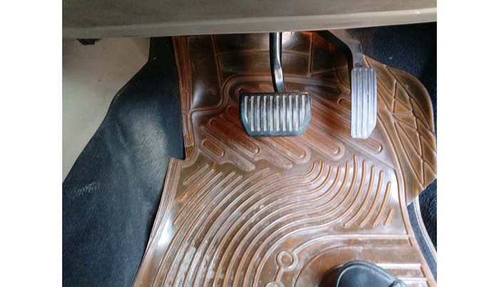 2017 Landrover DISCOVERY SPORT HSE, Diesel, Automatic, 1,78,930 km, interior