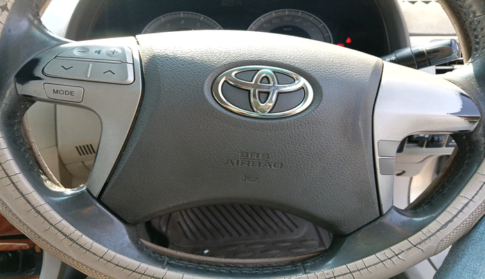 2010 Toyota Corolla Altis G PETROL, Petrol, Manual, 1,78,132 km, interior