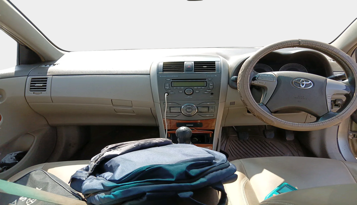 2010 Toyota Corolla Altis G PETROL, Petrol, Manual, 1,78,132 km, interior
