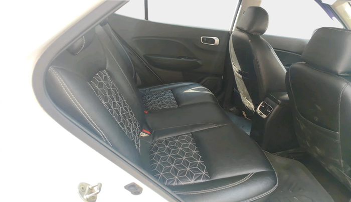 2021 Hyundai VENUE S+ 1.2, Petrol, Manual, 49,476 km, interior