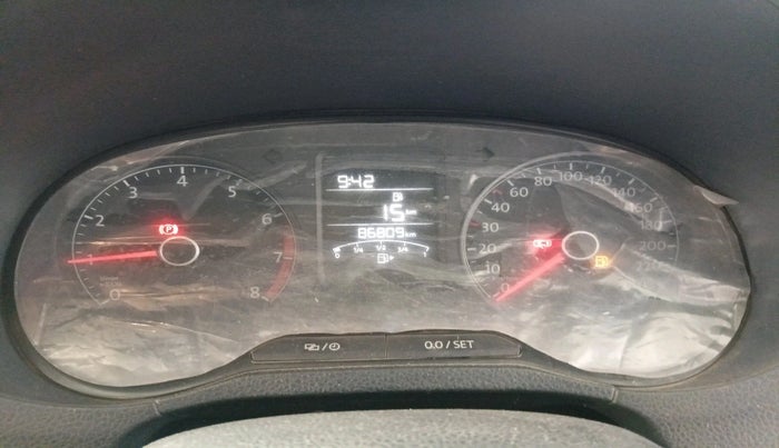 2018 Volkswagen Ameo COMFORTLINE 1.0L, Petrol, Manual, 86,809 km, interior