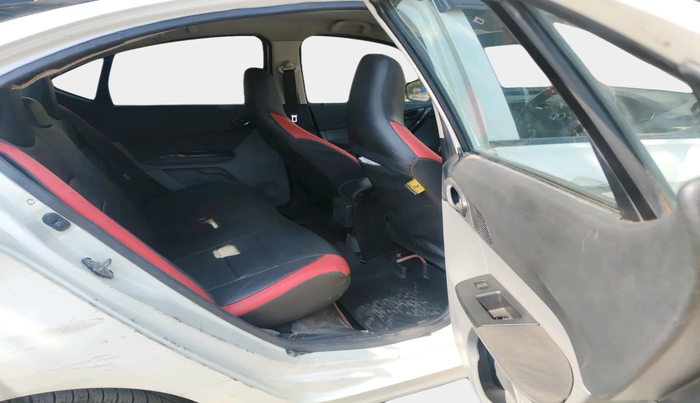 2018 Tata Tigor Buzz PETROL, CNG, Manual, 1,14,401 km, interior