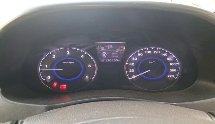 2013 Hyundai Verna FLUIDIC 1.6 CRDI SX AT, Diesel, Automatic, 1,26,433 km, interior