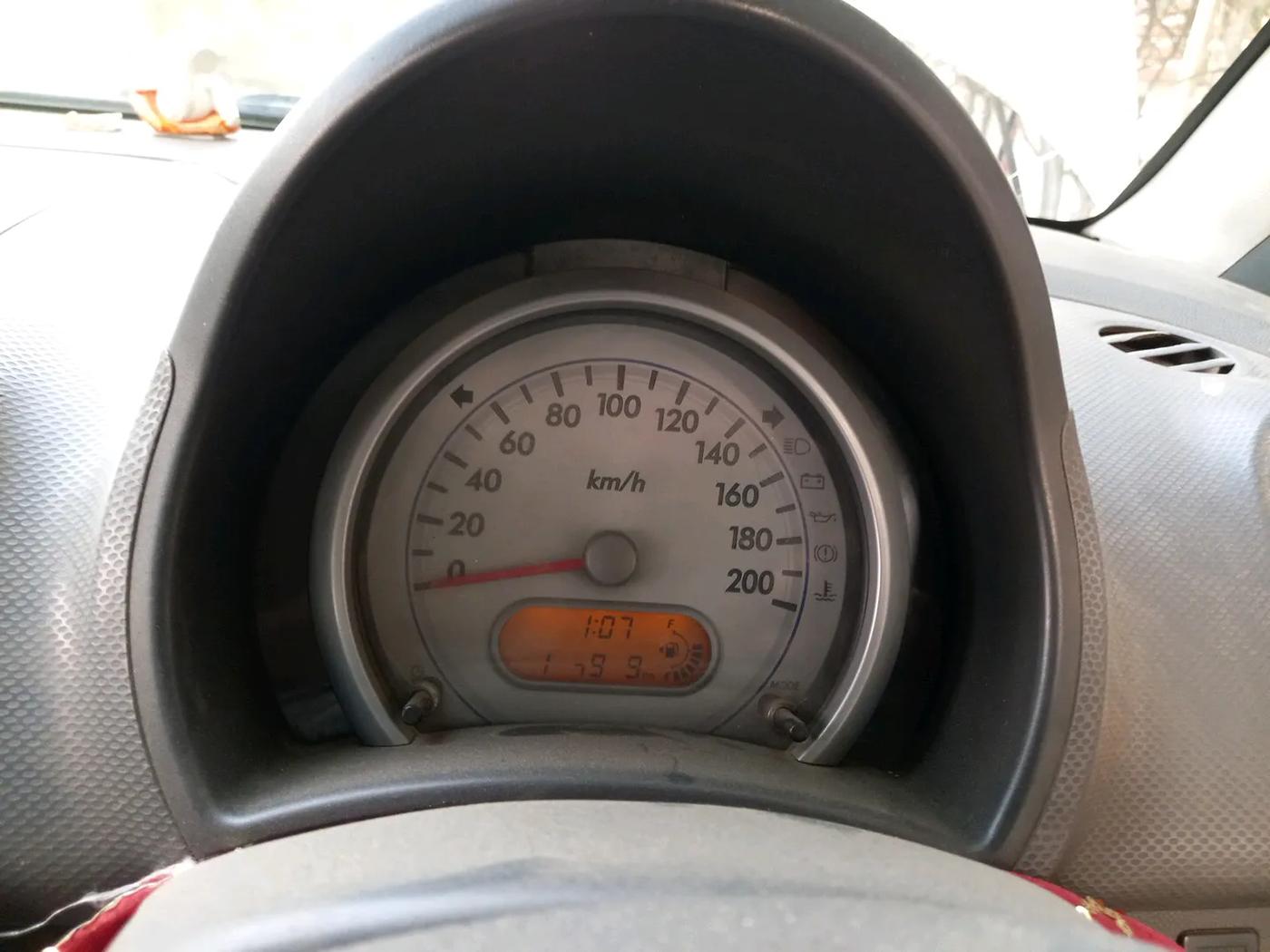 2010 Maruti Ritz LDI, Diesel, Manual, 1,00,009 km, interior