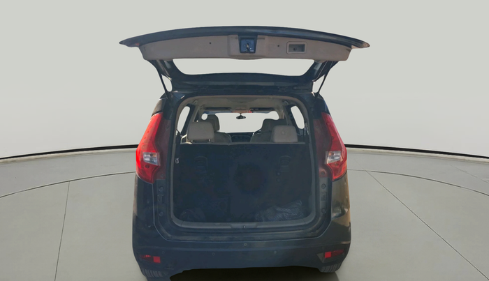 2018 Mahindra MARAZZO M8 7 STR, Diesel, Manual, 75,041 km, exterior