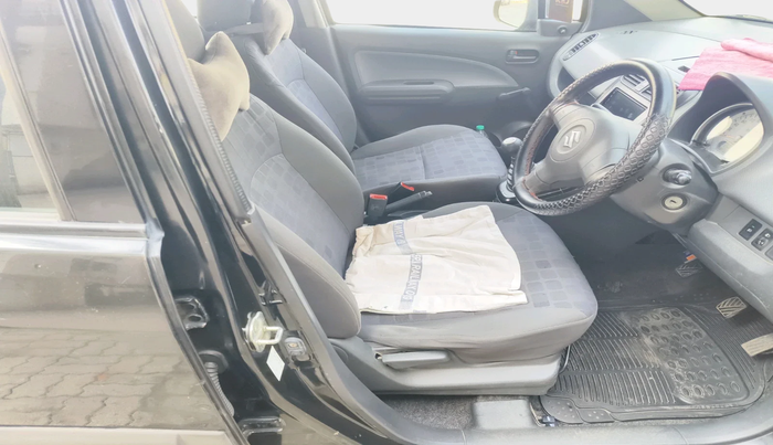 2015 Maruti Ritz LXI, Petrol, Manual, 80,186 km, interior