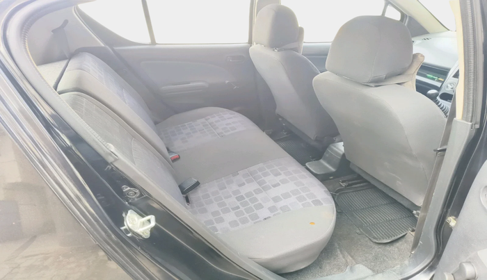 2015 Maruti Ritz LXI, Petrol, Manual, 80,186 km, interior