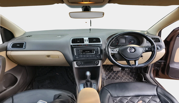 2016 Volkswagen Vento HIGHLINE 1.5 AT, Diesel, Automatic, 1,36,906 km, interior