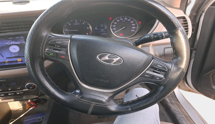 2015 Hyundai Elite i20 SPORTZ 1.4 CRDI, Diesel, Manual, 1,03,669 km, interior