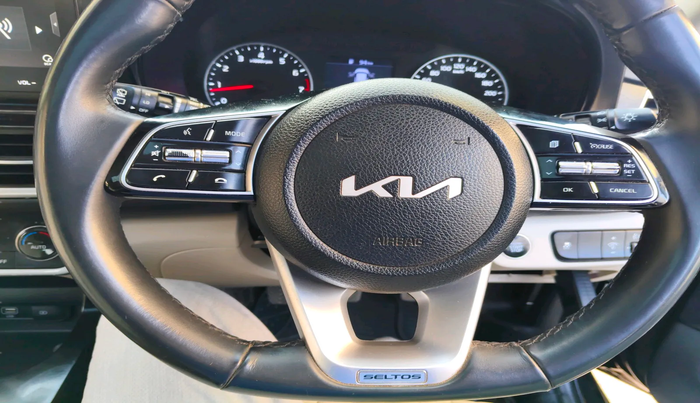 2022 KIA SELTOS HTX 1.5 PETROL, Petrol, Manual, 88,522 km, interior