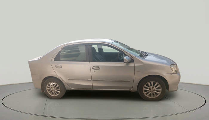 2011 Toyota Etios V, Petrol, Manual, 1,63,164 km, exterior