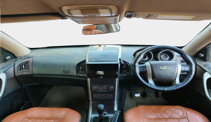 2012 Mahindra XUV500 W8, Diesel, Manual, 2,46,518 km, interior