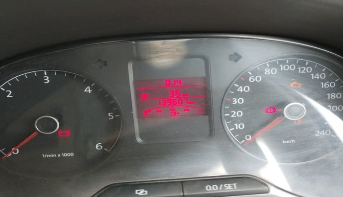 2011 Volkswagen Vento COMFORTLINE DIESEL 1.6, Diesel, Manual, 1,39,607 km, interior