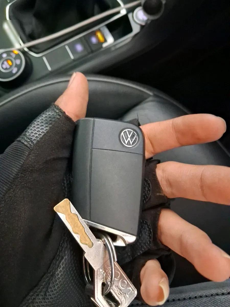 2022 Volkswagen TIGUAN ELEGANCE 2.0 TSI DSG, Petrol, Automatic, 36,763 km, interior