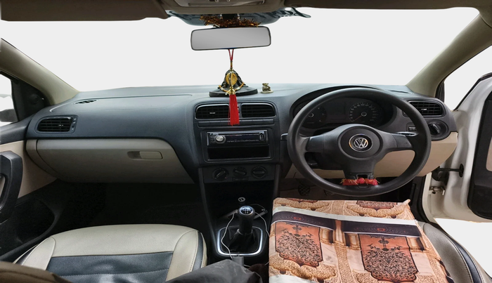 2011 Volkswagen Polo COMFORTLINE 1.2L, Diesel, Manual, 93,760 km, interior