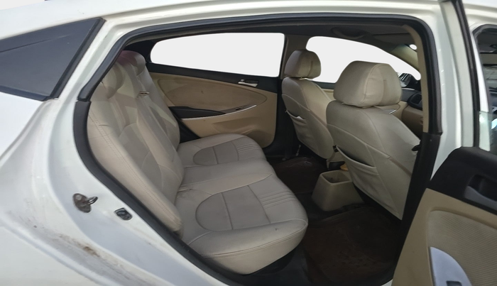 2012 Hyundai Verna FLUIDIC 1.4 CRDI, Diesel, Manual, 1,23,221 km, interior