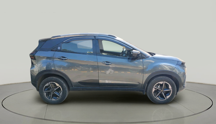 2023 Tata NEXON FEARLESS SUNROOF AMT DUAL TONE 1.5 DIESEL, Diesel, Automatic, 43,398 km, exterior