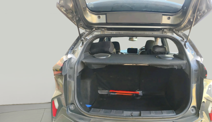 2023 Tata NEXON FEARLESS SUNROOF AMT DUAL TONE 1.5 DIESEL, Diesel, Automatic, 43,398 km, exterior