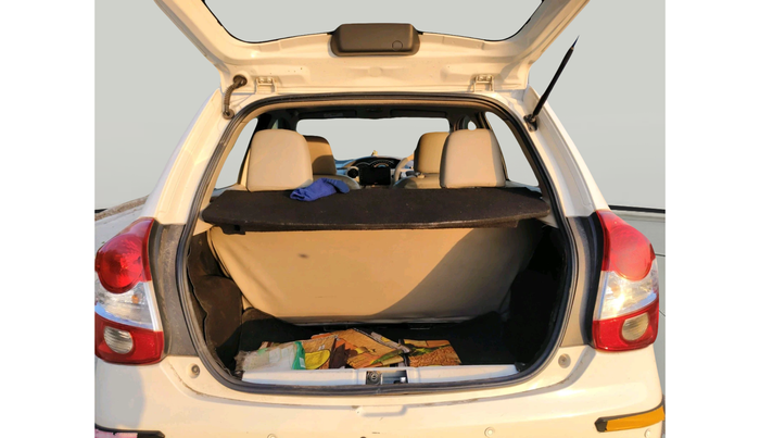 2015 Toyota Etios Liva GD, Diesel, Manual, 1,15,314 km, exterior